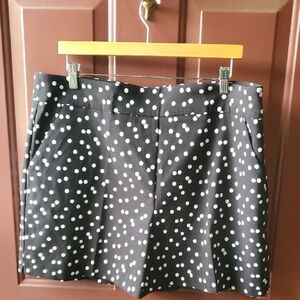 Time and Tru Millenial 4 Imch Pull On Black and White Polka Dot Shorts